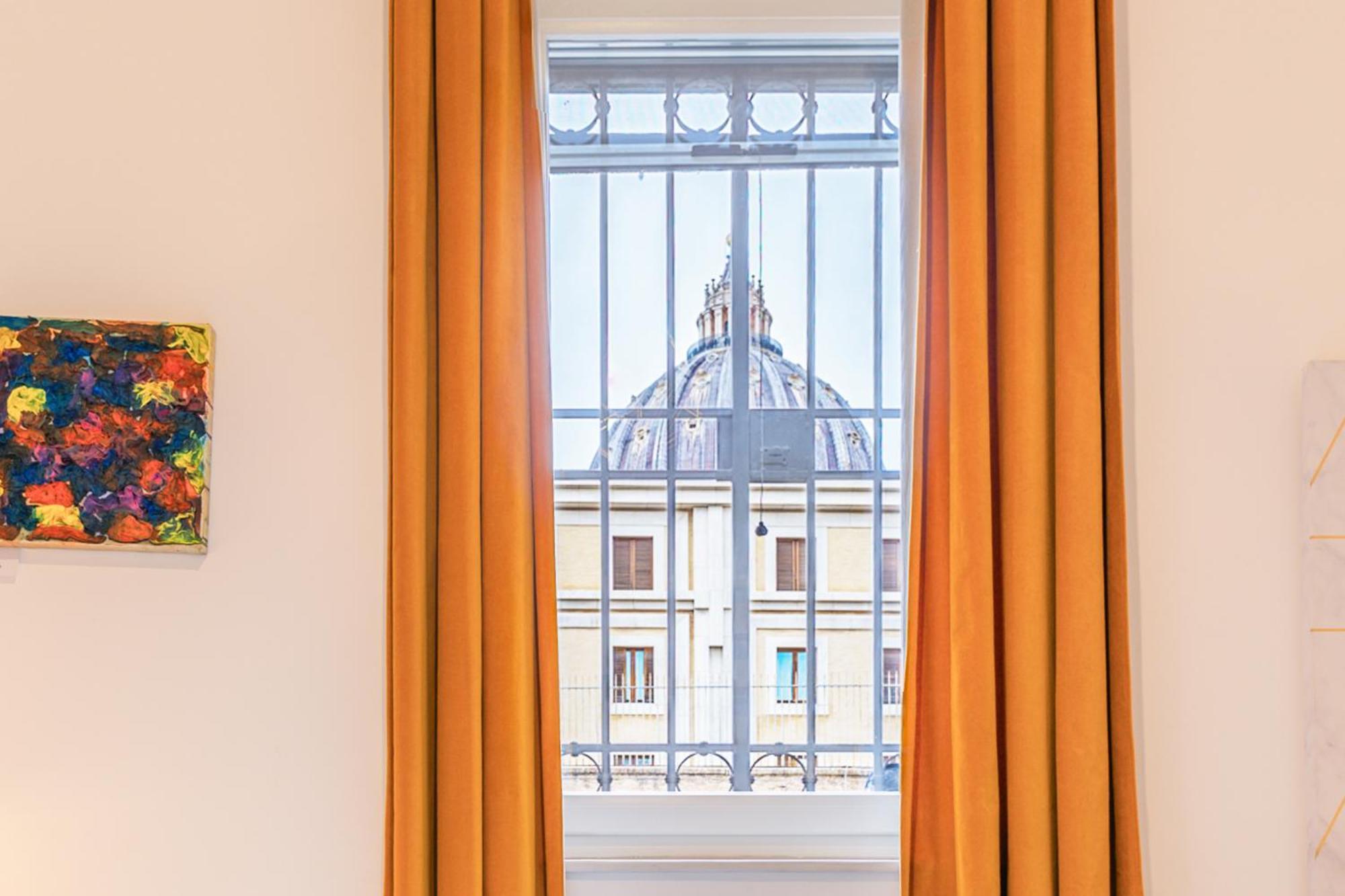 La Vaticana Roma Esterno foto